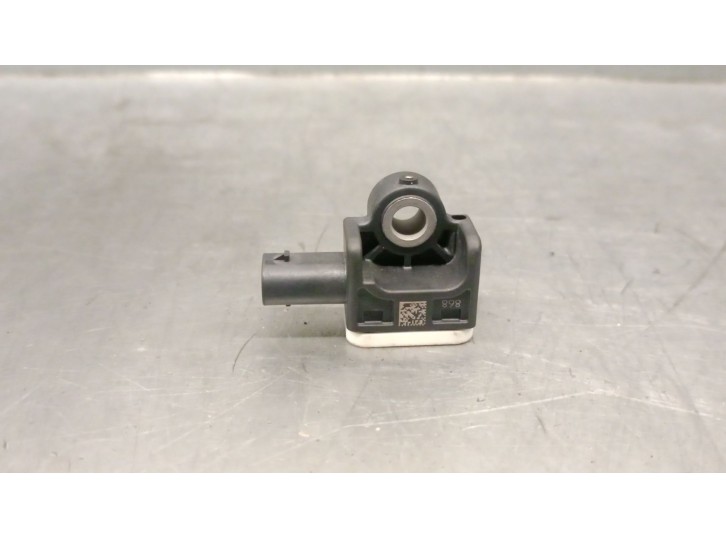 Recambio de sensor impacto para bmw 1 (f20) 116 d referencia OEM IAM 9234989 65779234989 