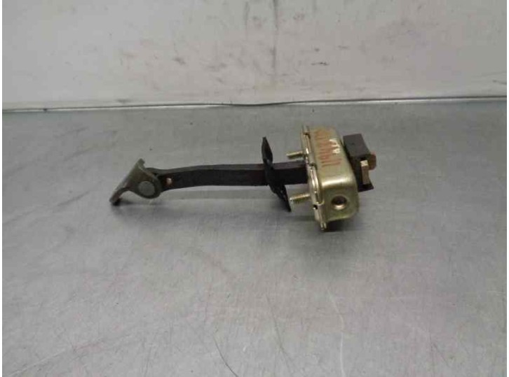 Recambio de retenedor puerta para ssangyong rodius 2.7 turbodiesel cat referencia OEM IAM   
