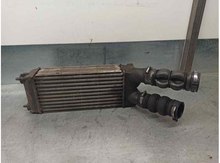 Replacement intercooler for peugeot partner van 1.6 16v e-hdi fap OEM IAM reference 9682434580 M133920G VALEO
