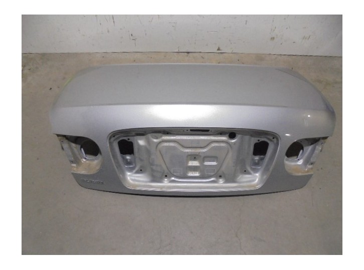 Recambio de porton trasero para kia opirus 3.5 v6 cat referencia OEM IAM 692003F040 GRIS 4 PUERTAS