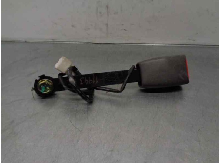 Recambio de enganche cinturon para ssangyong rodius 2.7 turbodiesel cat referencia OEM IAM 7466121000AC0  