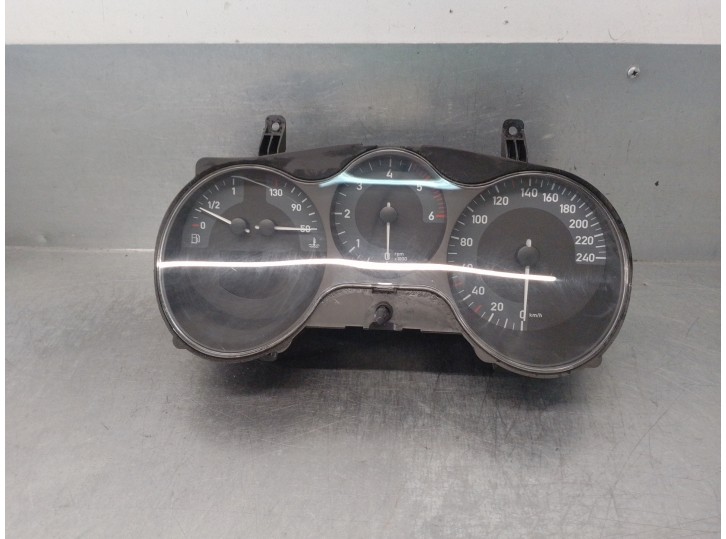Recambio de cuadro instrumentos para seat leon (1p1) 2.0 tdi referencia OEM IAM 1P0920823F  