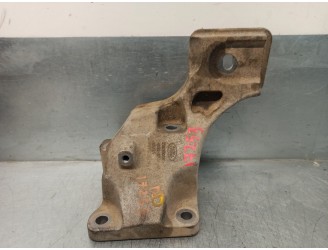 Recambio de soporte motor derecho para land rover range rover sport 2.7 td v6 cat referencia OEM IAM KKU500590  