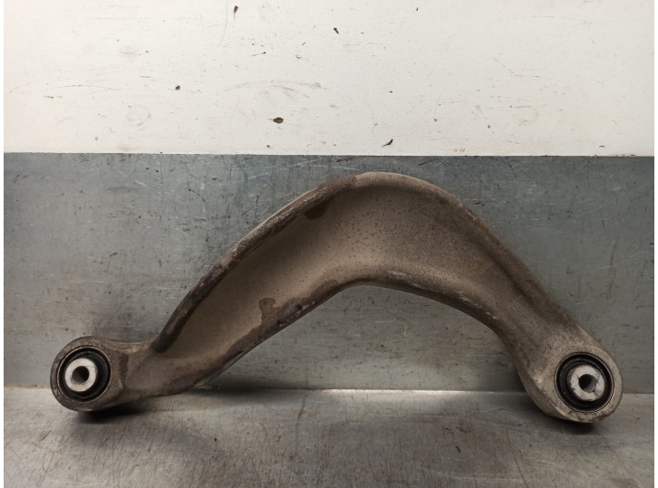 Replacement rear right upper suspension arm for Audi A4 sedan (B8) 2.0 16V TDI OEM IAM reference 8K0505324H 