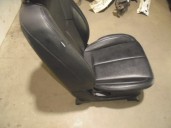 Recambio de asiento delantero derecho para ssangyong rexton w 2.0 td cat referencia OEM IAM CUERO NEGRO 5 PUERTAS