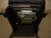 Recambio de asiento delantero derecho para ssangyong rexton w 2.0 td cat referencia OEM IAM CUERO NEGRO 5 PUERTAS