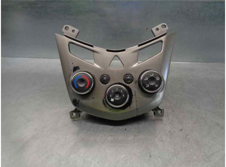 Recambio de mando calefaccion / aire acondicionado para chevrolet aveo 1.2 cat referencia OEM IAM 95465996 