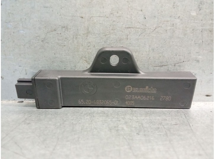 Recambio de antena para bmw x6 (g06, f96) xdrive 40 d mild-hybrid referencia OEM IAM 65206832065 023AA062162780 