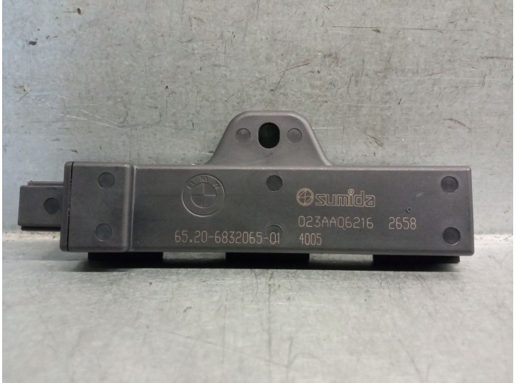 Recambio de antena para bmw x6 (g06, f96) xdrive 40 d mild-hybrid referencia OEM IAM 65206832065 023AA062162658 