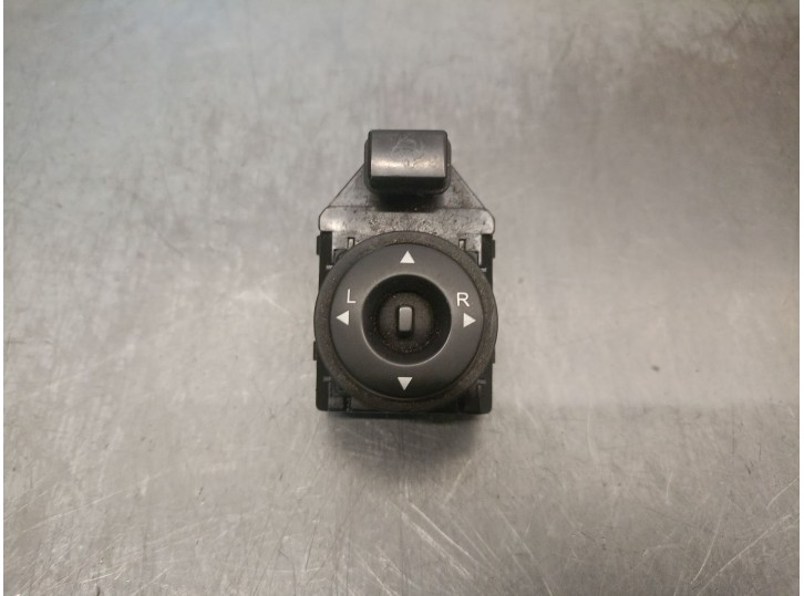 Recambio de mando retrovisor para kia pro cee´d (ed) 2.0 crdi 140 referencia OEM IAM 457480 