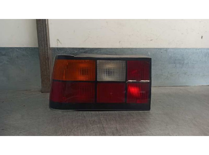 Recambio de piloto trasero izquierdo para volvo serie 440 1.8 referencia OEM IAM 463500 