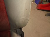 Recambio de asiento delantero izquierdo para dodge caliber 2.0 16v crd cat referencia OEM IAM 1DQ791DRAA TELA GRIS Y ROJA 5 PUER