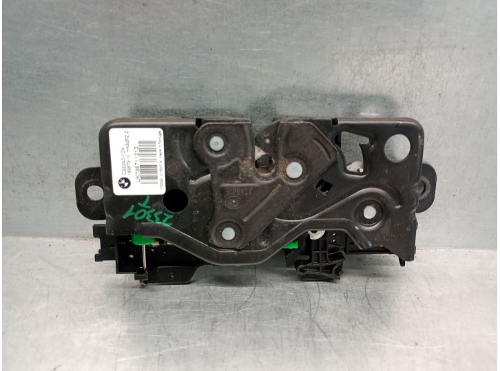 Replacement trunk / tailgate lock for BMW X1 (F48) sDrive 18d OEM IAM reference 51247357112 51247357112 