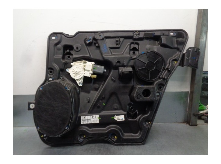 Replacement rear right window regulator for Dodge Journey 2.0 16V CRD CAT OEM IAM reference 68043732AA 2 PINS 5 DOORS