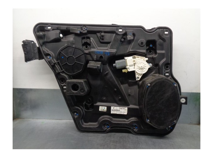 Recambio de elevalunas trasero izquierdo para dodge journey 2.0 16v crd cat referencia OEM IAM 68043733AA 2 PINES 5 PUERTAS