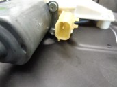 Recambio de elevalunas trasero izquierdo para dodge journey 2.0 16v crd cat referencia OEM IAM 68043733AA 2 PINES 5 PUERTAS