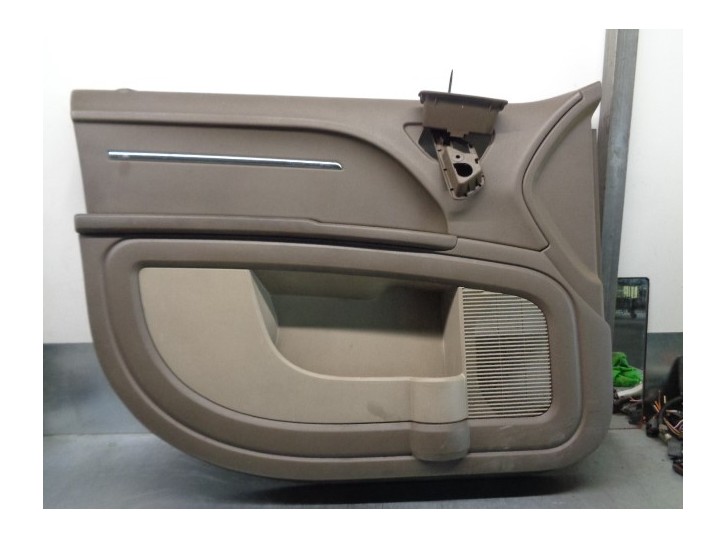 Recambio de guarnecido puerta delantera izquierda para dodge journey 2.0 16v crd cat referencia OEM IAM 1HX951K0AB 1BG871K7AC 