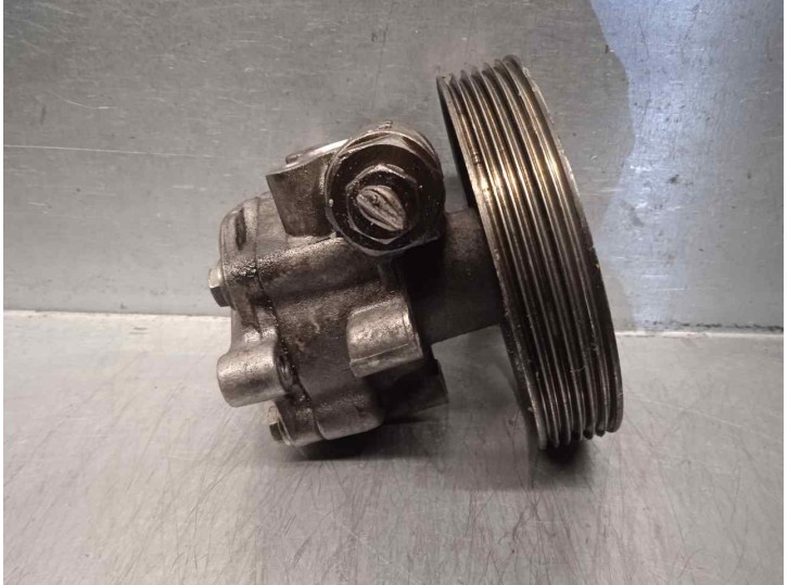 Recambio de bomba servodireccion para ford fiesta (cbk) 1.4 tdci cat referencia OEM IAM 2S6C3A696DB AASPA7012 KYB