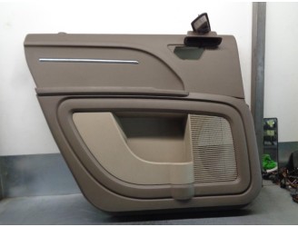 Recambio de guarnecido puerta trasera izquierda para dodge journey 2.0 16v crd cat referencia OEM IAM 1HX971K0AB 1BH051K7AC 