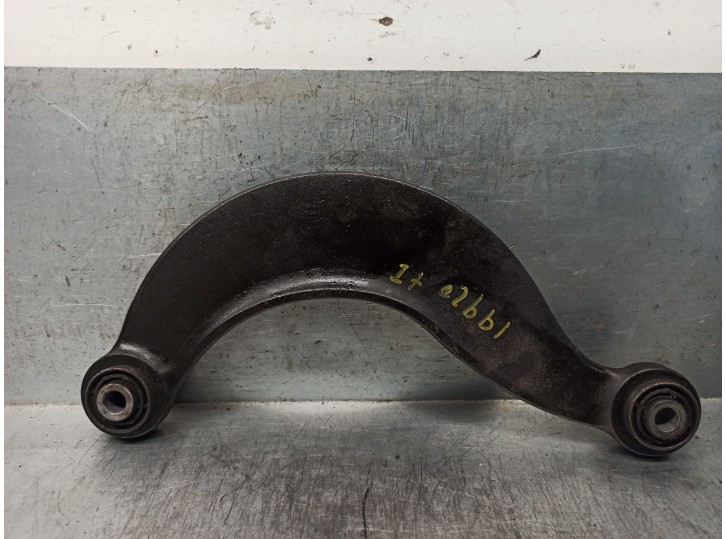 Recambio de brazo suspension superior trasero izquierdo para volvo c30 1.6 diesel cat referencia OEM IAM 3M515500AC 