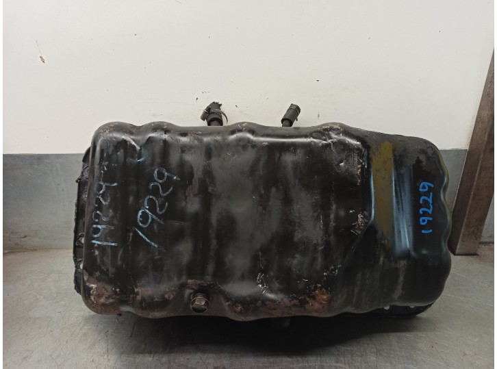 Recambio de carter para kia carnival 2.9 turbodiesel cat referencia OEM IAM 0K55110400B  