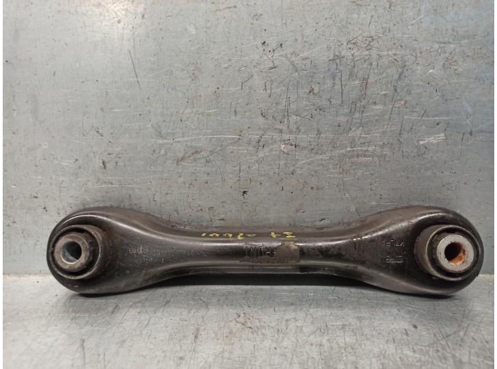 Recambio de brazo suspension inferior trasero izquierdo para volvo c30 1.6 diesel cat referencia OEM IAM 3M515K743FB 