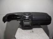 Recambio de salpicadero para ssangyong rexton w 2.0 td cat referencia OEM IAM 7650A08D00LAM NEGRO 