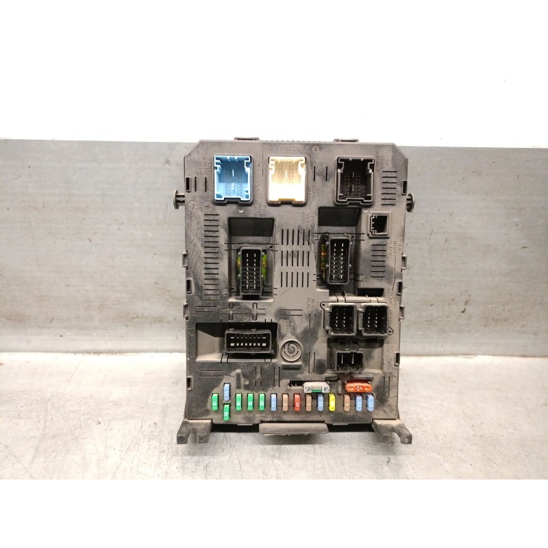 Recambio de caja reles / fusibles para citroën c5 ii (rc_) 1.6 hdi (rc8hzb) referencia OEM IAM 9660105980  