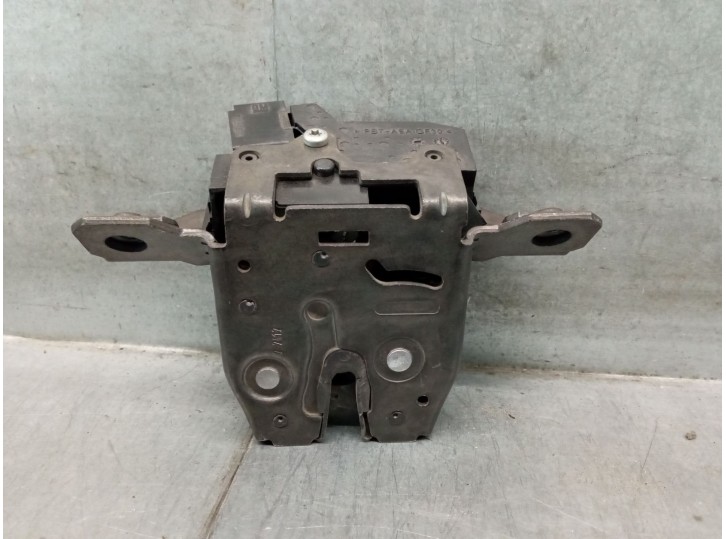 Recambio de cerradura maletero / porton para chevrolet cruze hatchback 2.0 diesel cat referencia OEM IAM 13585478 13587646 