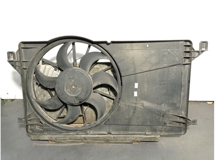 Recambio de electroventilador para volvo c30 (533) 1.8 referencia OEM IAM 3M5H8C607RH 31261989 0130307072 BOSCH