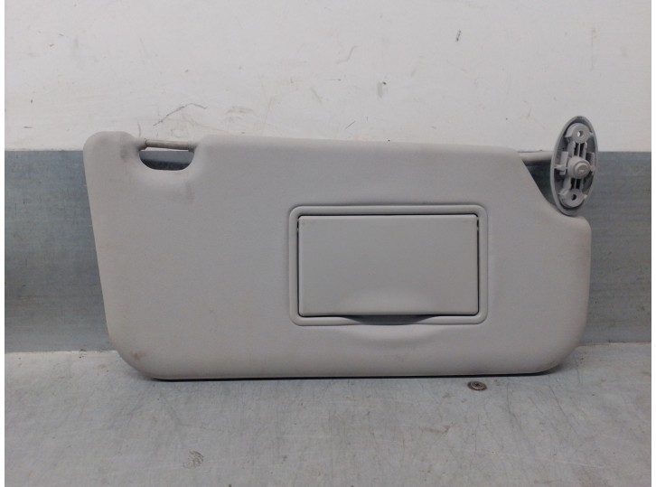 Recambio de parasol derecho para ford fiesta (cbk) 1.4 tdci cat referencia OEM IAM 2S61A04100W 2S61A04100W 