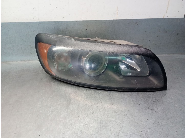 Recambio de faro derecho para volvo c30 (533) 1.8 referencia OEM IAM 30657169 31335200 