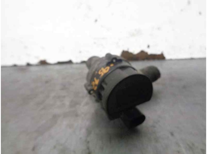 Recambio de bomba agua para renault laguna iii kte3/ kte30e 3.0 referencia OEM IAM 0901282  