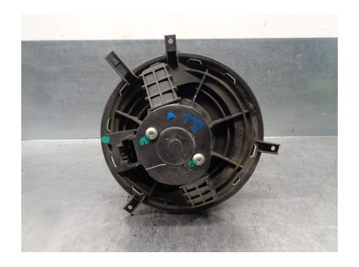Replacement heater motor for Dodge Journey 2.0 16V CRD CAT OEM IAM reference 5191345AA T1000393G 