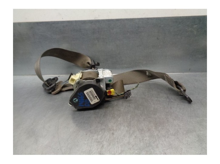 Replacement front right seatbelt for Dodge Journey 2.0 16V CRD CAT OEM IAM reference P1AN08DK7AD WITH PRETENSIONER