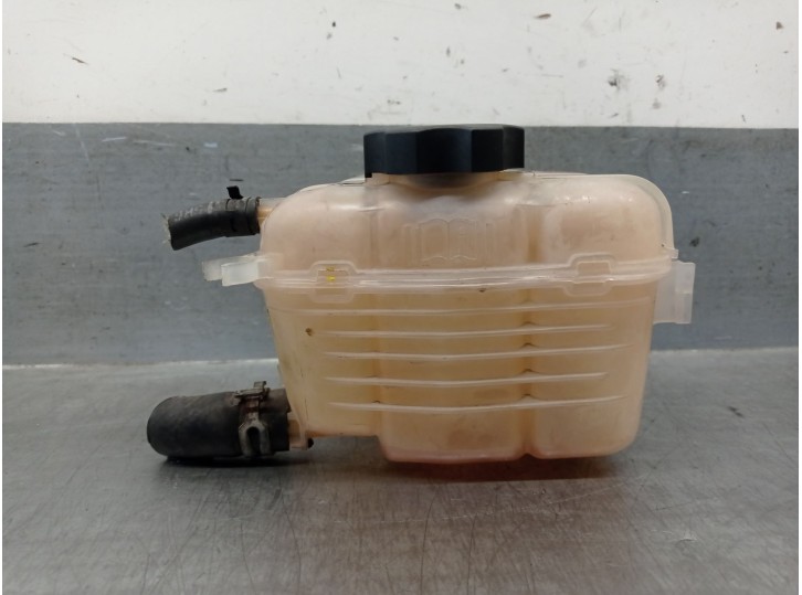 Recambio de deposito expansion para chevrolet cruze hatchback 2.0 diesel cat referencia OEM IAM 13256823 13256823 