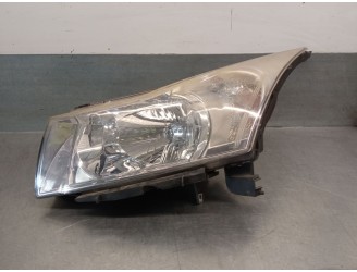 Recambio de faro izquierdo para chevrolet cruze hatchback 2.0 diesel cat referencia OEM IAM 42371137 42371137 