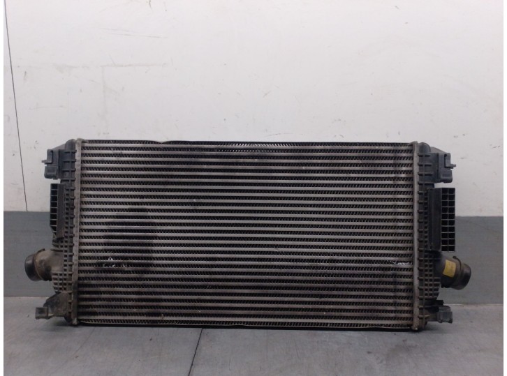 Recambio de intercooler para chevrolet cruze hatchback 2.0 diesel cat referencia OEM IAM 13267647 13267647 