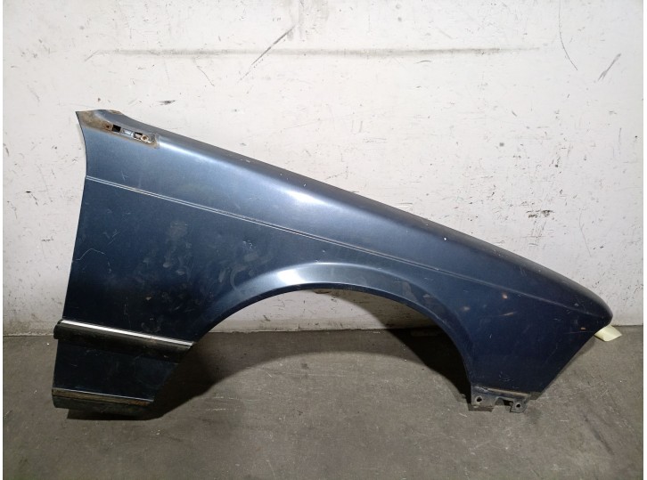 Replacement right front fender for BMW 7 Series (E23) OEM IAM reference 41351852350 41351852350 