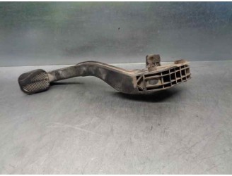 Recambio de pedal embrague para peugeot boxer caja cerrada (rs3200)(330)(´02) 2.2 hdi cat referencia OEM IAM 1335033080 