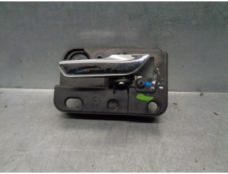 Recambio de maneta interior trasera derecha para dodge journey 2.0 16v crd cat referencia OEM IAM 68043746AA 96209910 