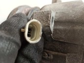 Recambio de compresor aire acondicionado para daewoo nubira berlina 2.0 cat referencia OEM IAM 700730 