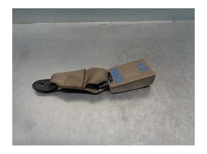 Recambio de enganche cinturon para dodge journey 2.0 16v crd cat referencia OEM IAM 1AN181K7AA TRAS DER
