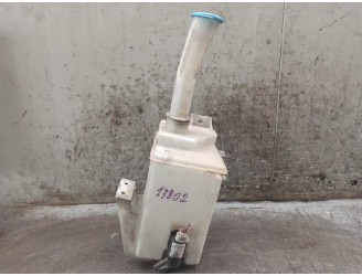 Recambio de deposito limpia para daewoo nubira berlina 2.0 cat referencia OEM IAM 