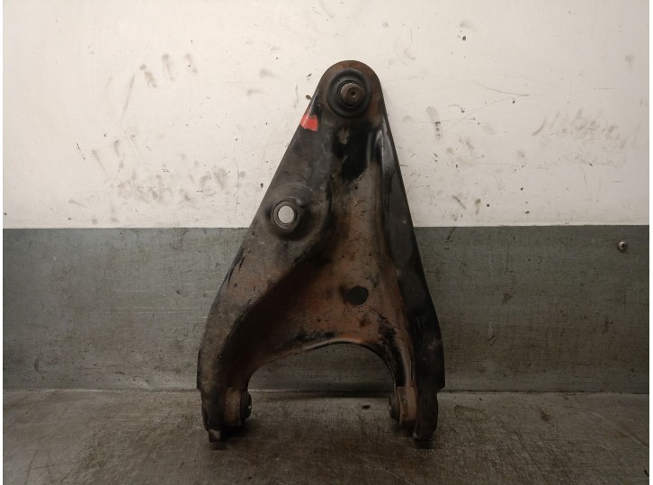 Replacement front left lower suspension arm for Dacia Logan (ls_) 1.4 (lsoa, lsoc, lsoe, lsog) OEM IAM reference