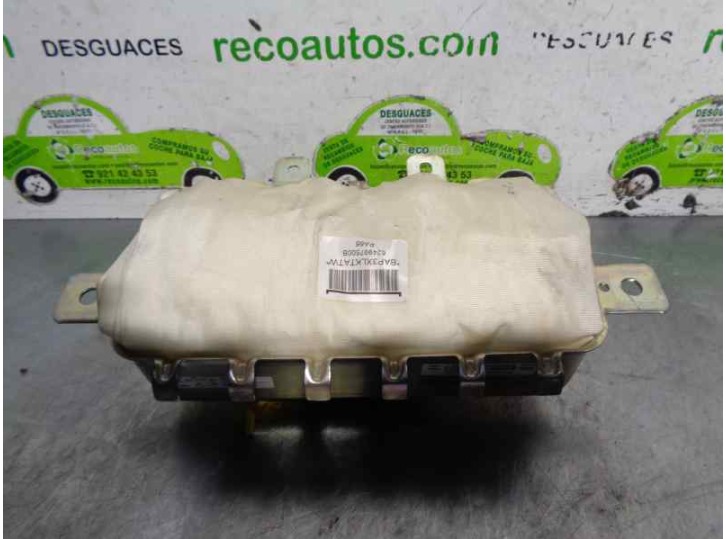 Recambio de airbag delantero derecho para hyundai i10 1.0 cat referencia OEM IAM 84530B4000 624997500B 