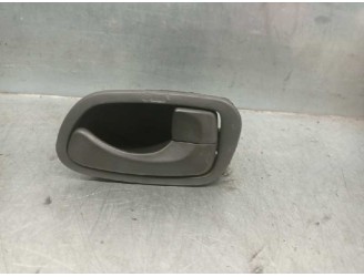 Recambio de maneta interior delantera derecha para daewoo nubira berlina 2.0 cat referencia OEM IAM   