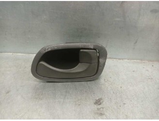 Recambio de maneta interior trasera derecha para daewoo nubira berlina 2.0 cat referencia OEM IAM   