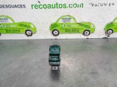 Recambio de mando elevalunas delantero derecho para hyundai i10 1.0 cat referencia OEM IAM 93575B40004X 299122842 