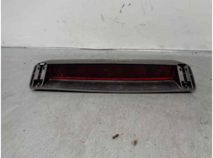 Recambio de luz central de freno para volkswagen sharan (7m6/7m9) 1.9 tdi referencia OEM IAM 1H6945122  